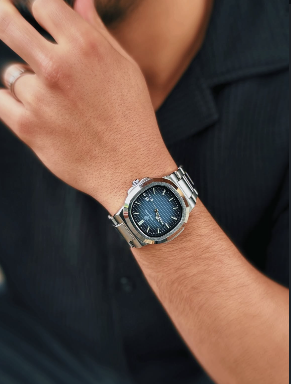 Relógio Prateado Luxotrix