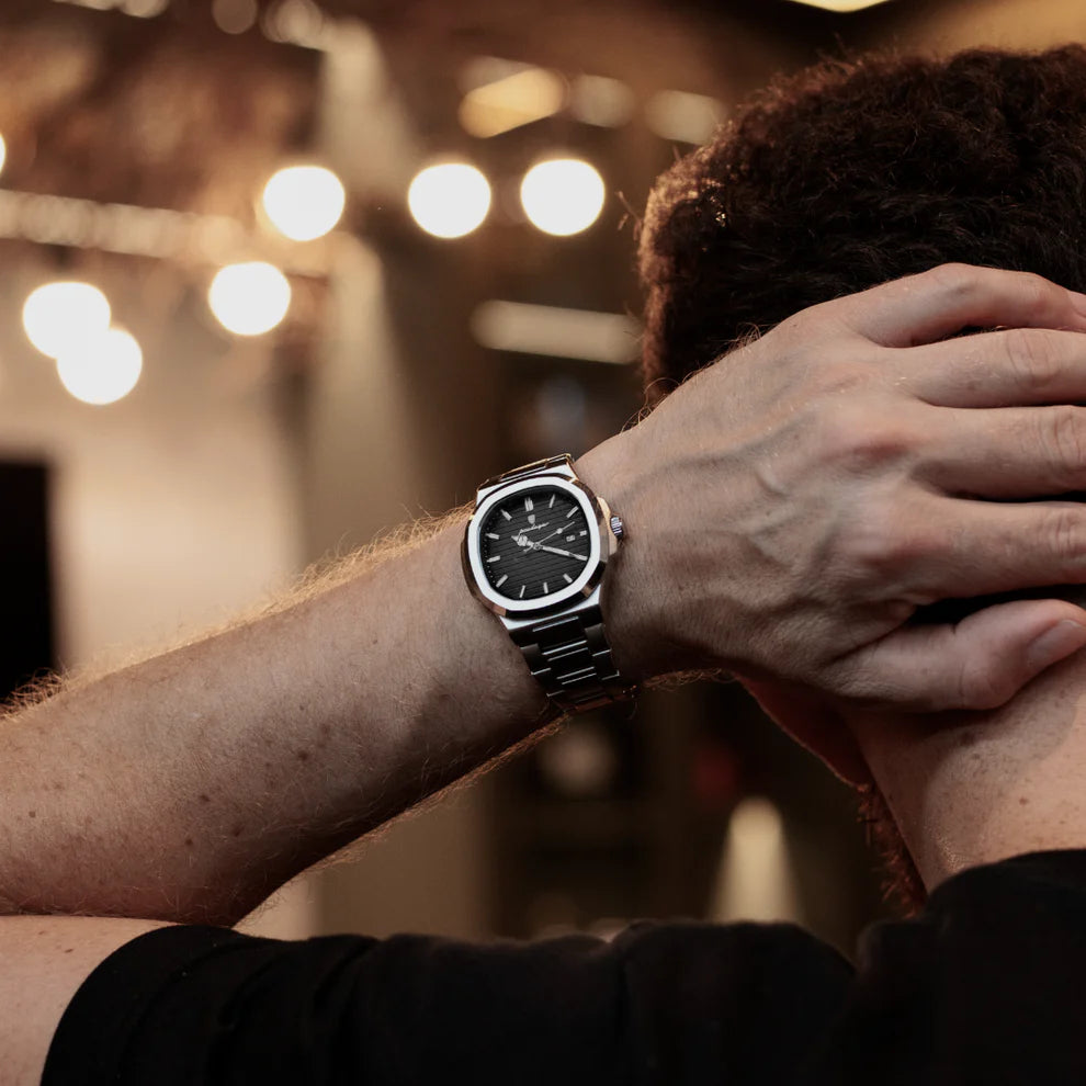 Relógio Prateado Luxotrix