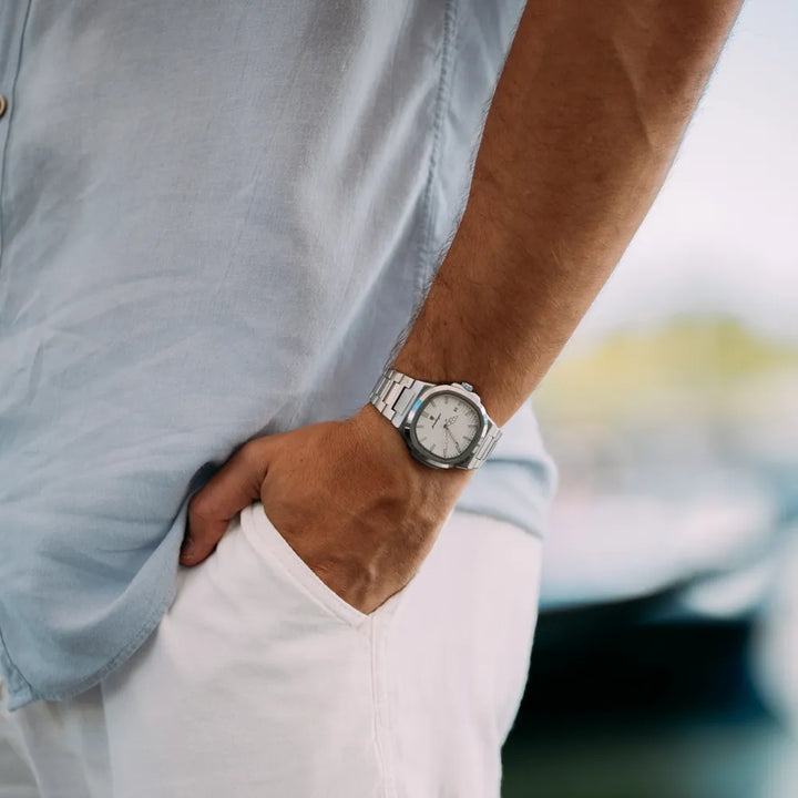 Relógio Prateado Luxotrix