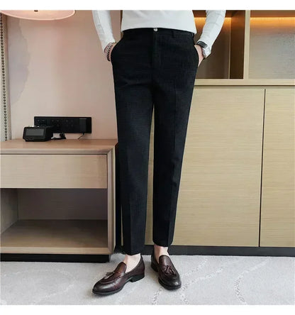 Calça Cropped Padrão Casual